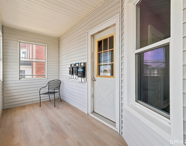 126 Booth Street - Photo Thumbnail 6