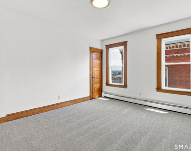 126 Booth Street - Photo Thumbnail 15