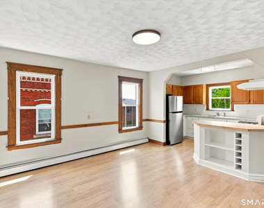 126 Booth Street - Photo Thumbnail 12