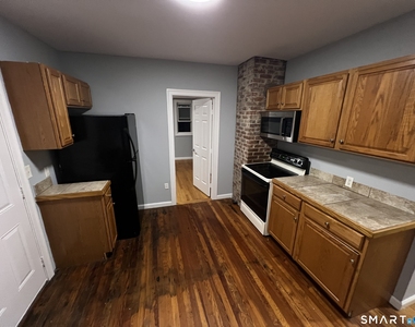 39 Lander Street - Photo Thumbnail 5