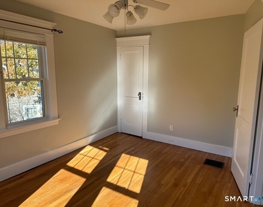 111 Russell Street - Photo Thumbnail 18