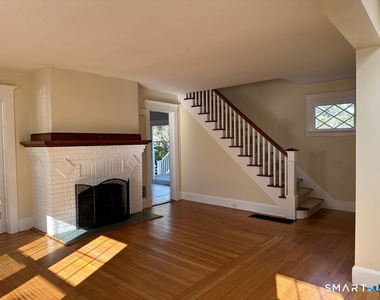111 Russell Street - Photo Thumbnail 2