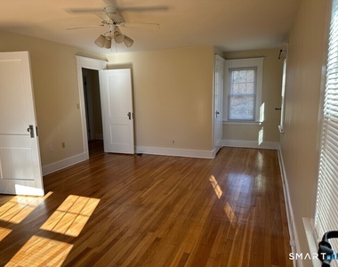 111 Russell Street - Photo Thumbnail 13