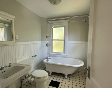 111 Russell Street - Photo Thumbnail 21