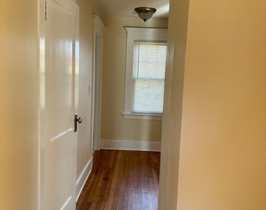 111 Russell Street - Photo Thumbnail 20