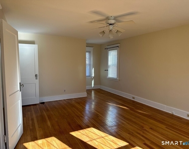 111 Russell Street - Photo Thumbnail 15