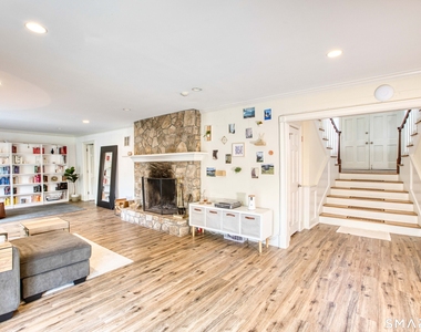 119 Dundee Road - Photo Thumbnail 7