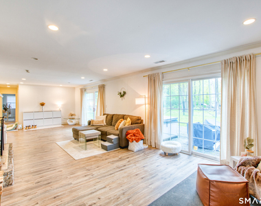 119 Dundee Road - Photo Thumbnail 6