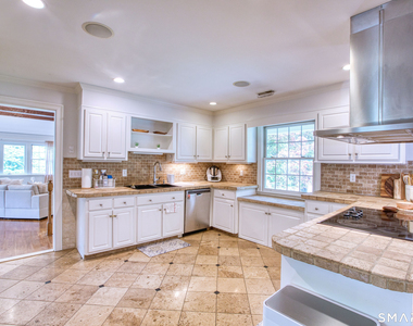119 Dundee Road - Photo Thumbnail 21