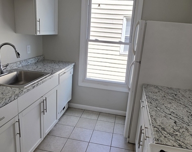 736 Savin Avenue - Photo Thumbnail 3