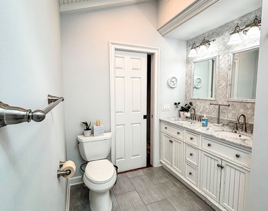 120 Pilgrim Drive - Photo Thumbnail 22
