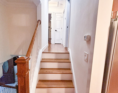 120 Pilgrim Drive - Photo Thumbnail 10