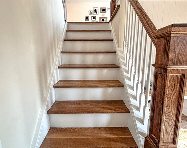 120 Pilgrim Drive - Photo Thumbnail 6
