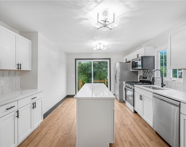 4706 Lorigan St - Photo Thumbnail 8