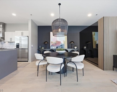 4575 Dean Martin Drive - Photo Thumbnail 12