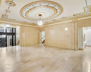 920 Riverside Drive - Photo Thumbnail 12