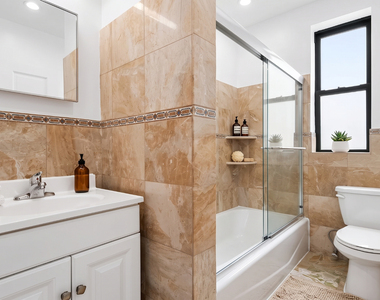 920 Riverside Drive - Photo Thumbnail 10