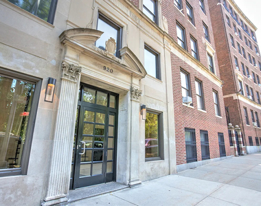 920 Riverside Drive - Photo Thumbnail 14