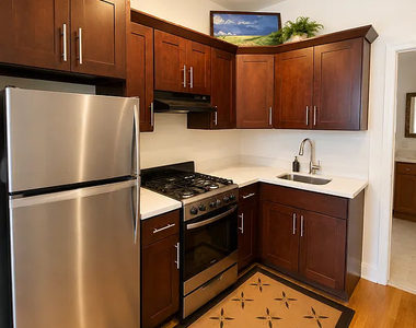 901 St Johns Place - Photo Thumbnail 2