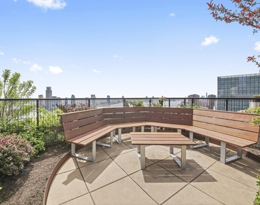 401 E 34th St - Photo Thumbnail 41