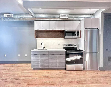 1360 Herkimer Street - Photo Thumbnail 1