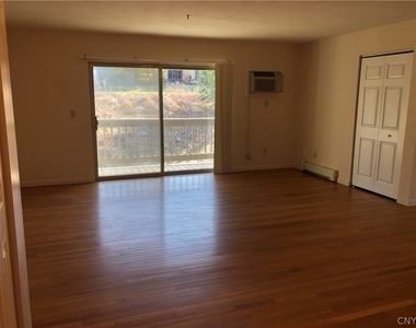 5816 Stonegate Heights Drive - Photo Thumbnail 4