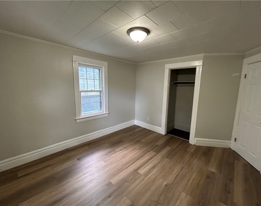 42 Villa St - Photo Thumbnail 6