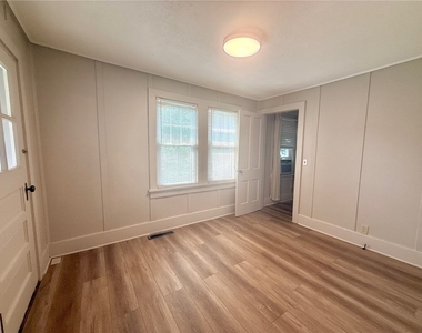 5156 Saint Paul Boulevard - Photo Thumbnail 23