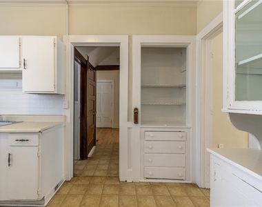 760 Harvard Street - Photo Thumbnail 9
