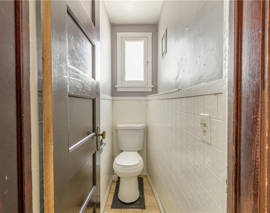 760 Harvard Street - Photo Thumbnail 10