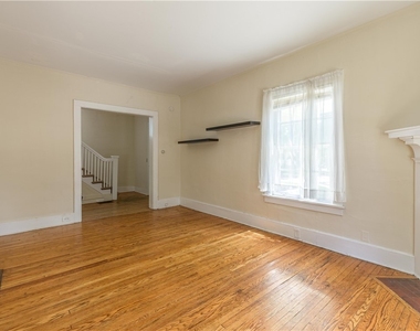 760 Harvard Street - Photo Thumbnail 3