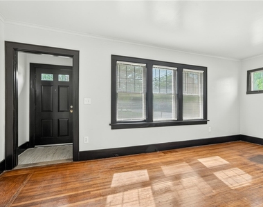 81 Baier Drive - Photo Thumbnail 2