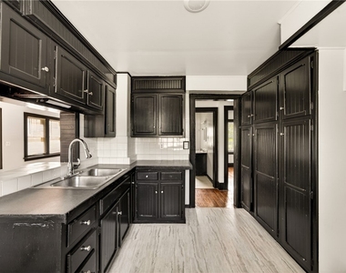 81 Baier Drive - Photo Thumbnail 9