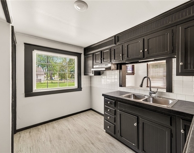 81 Baier Drive - Photo Thumbnail 8