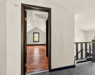 81 Baier Drive - Photo Thumbnail 18