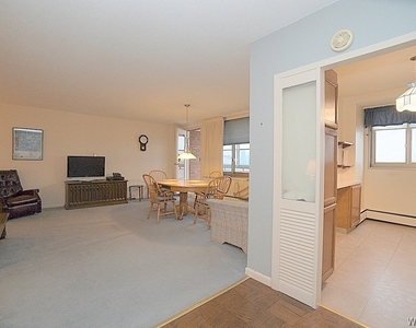 151 Buffalo Avenue - Photo Thumbnail 13