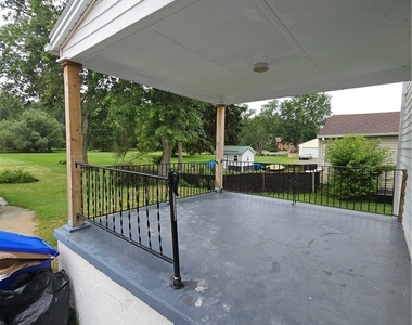 3663 Seneca Street - Photo Thumbnail 11
