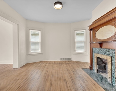 2206 Main Street - Photo Thumbnail 15