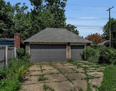 2206 Main Street - Photo Thumbnail 34
