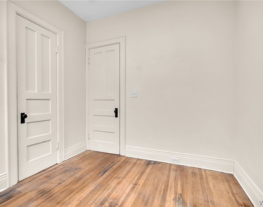 2206 Main Street - Photo Thumbnail 29