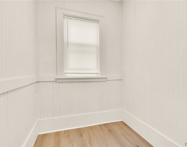 2206 Main Street - Photo Thumbnail 28