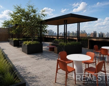 150 Noll St - Photo Thumbnail 9