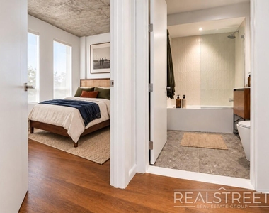 150 Noll St - Photo Thumbnail 5