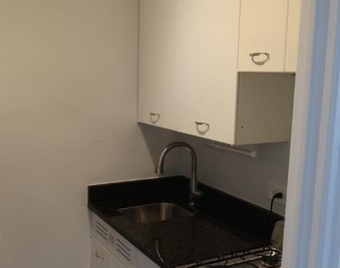 534 W Stratford - Photo Thumbnail 1
