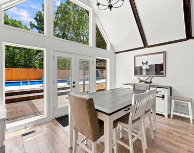 4225 Twin Rivers Drive - Photo Thumbnail 2