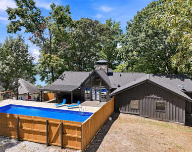 4225 Twin Rivers Drive - Photo Thumbnail 50