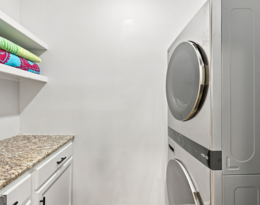 4225 Twin Rivers Drive - Photo Thumbnail 19