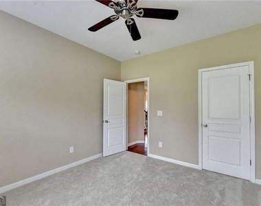 4228 Woods Creek Lane - Photo Thumbnail 37