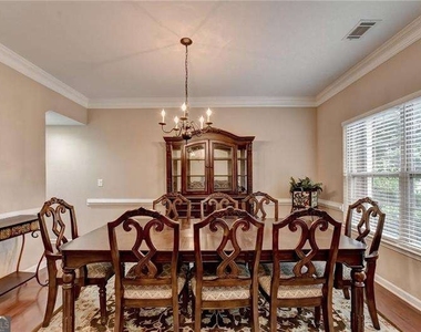 4228 Woods Creek Lane - Photo Thumbnail 12