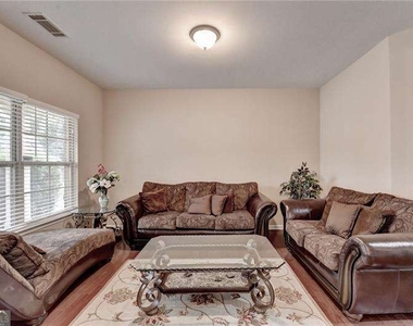 4228 Woods Creek Lane - Photo Thumbnail 7